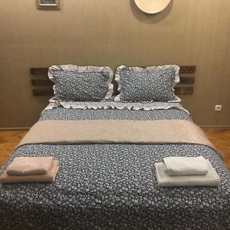 Kvartira Na Krakivskiy 12 , 52 Apartment Kiev Bagian luar foto