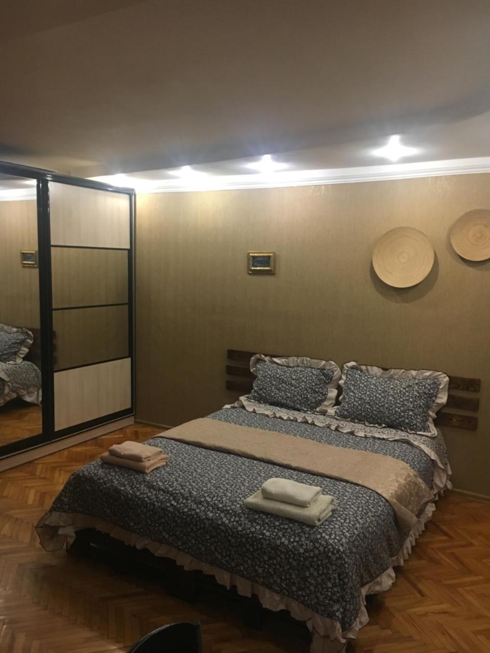 Kvartira Na Krakivskiy 12 , 52 Apartment Kiev Bagian luar foto