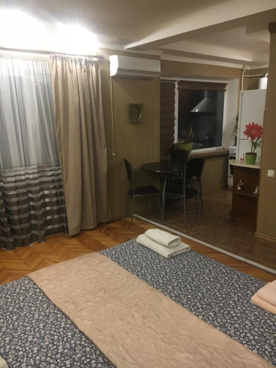Kvartira Na Krakivskiy 12 , 52 Apartment Kiev Bagian luar foto